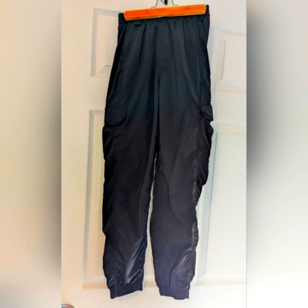 Lululemon Women's Black Hiking Cargo Pants Size 0